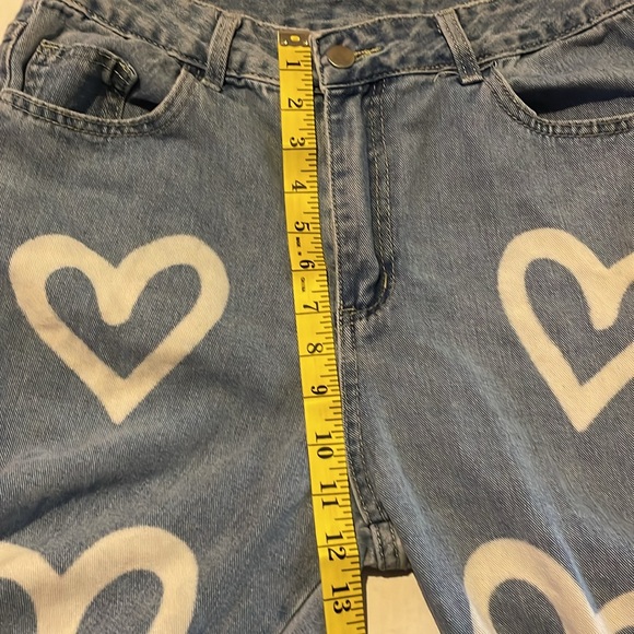 Kids Light Wash Denim w/ Bleached Hearts Design Wide Leg, size L - Picture 6 of 10